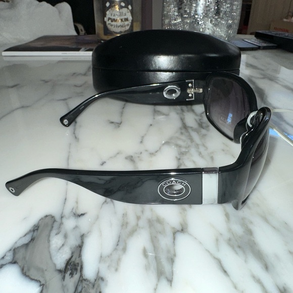 COACH SUNGLASSES - Picture 2 of 4